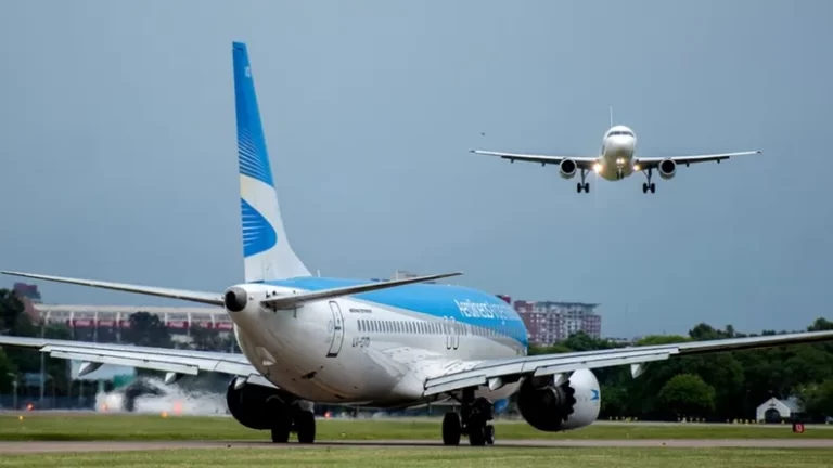 Lee más sobre el artículo Desregulación aérea: el Gobierno reglamentó el uso de drones y la optimización de aeropuertos