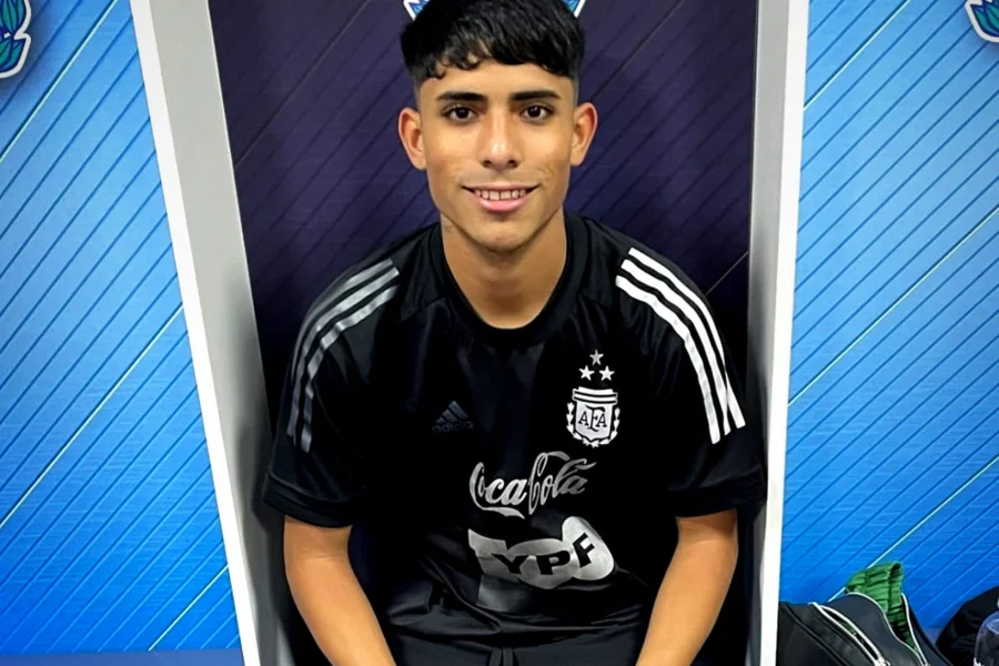 Lee más sobre el artículo El riojano Tiago Esidin es de Selección