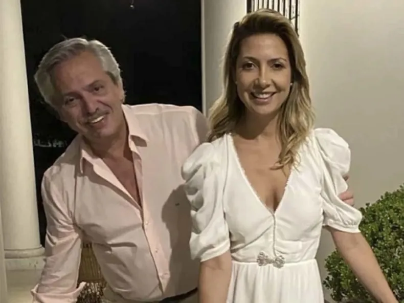 Lee más sobre el artículo Alberto Fernández insiste en que la causa por violencia de género pase a los Tribunales de San Isidro