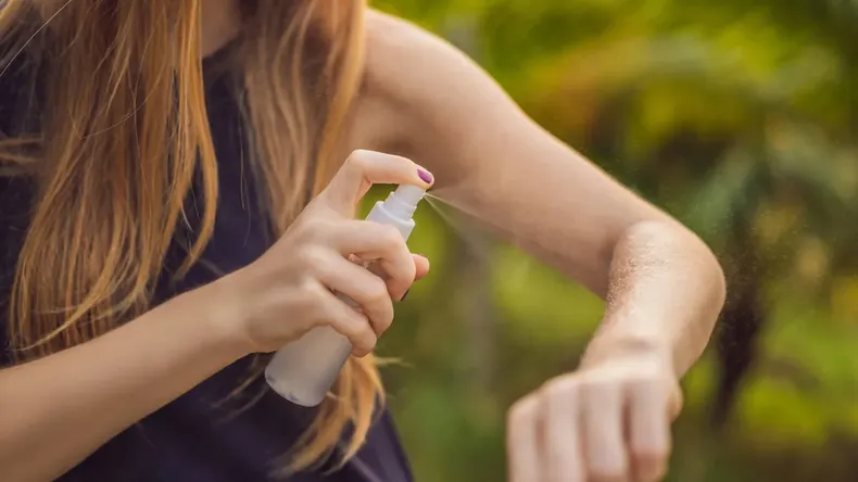 Lee más sobre el artículo La ANMAT prohibió una reconocida marca de repelente de insectos por considerarla ilegal