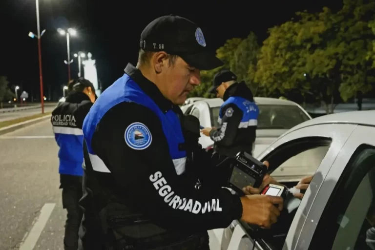 Lee más sobre el artículo 44 personas fueron detenidas por alcoholemia positiva